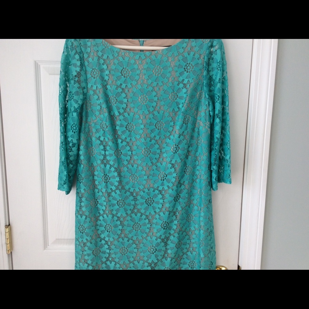 Jessica Howard Green Lace Dress